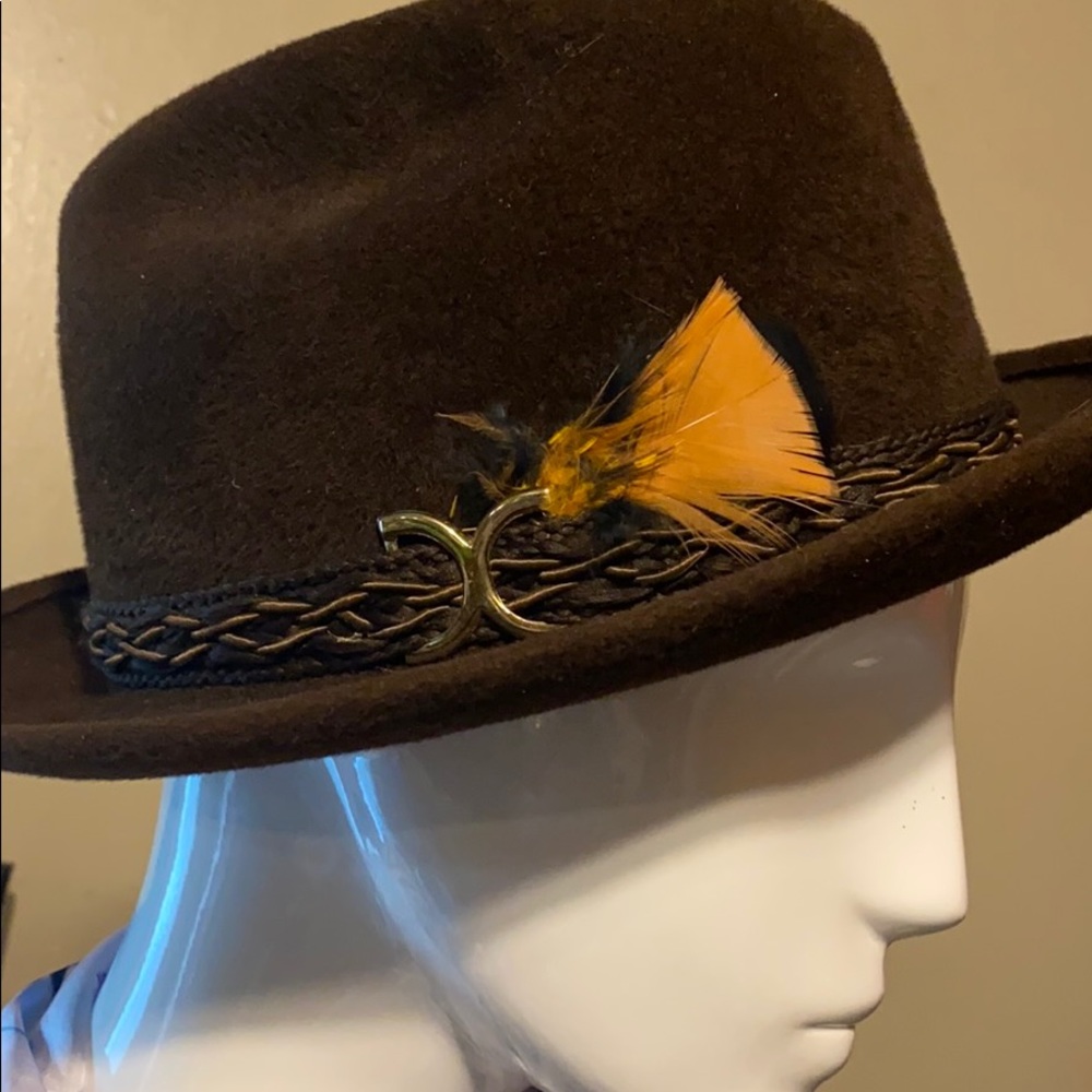 Steven Hat